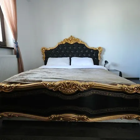 Adrian Apostol Apartamento Năvodari