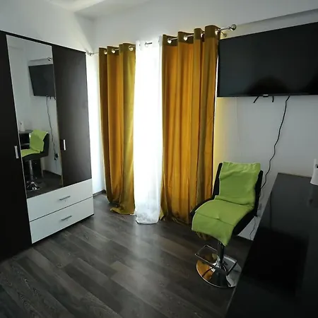 Apartamento Adrian Apostol Năvodari
