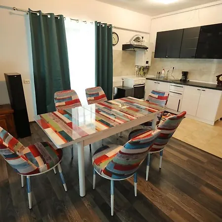 Adrian Apostol Apartamento Năvodari