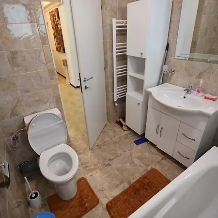 Apartamento Adrian Apostol Năvodari